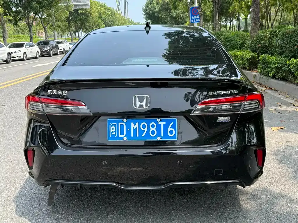 Honda Inspire — фото 6