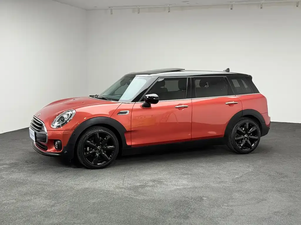 MINI Clubman — фото 9