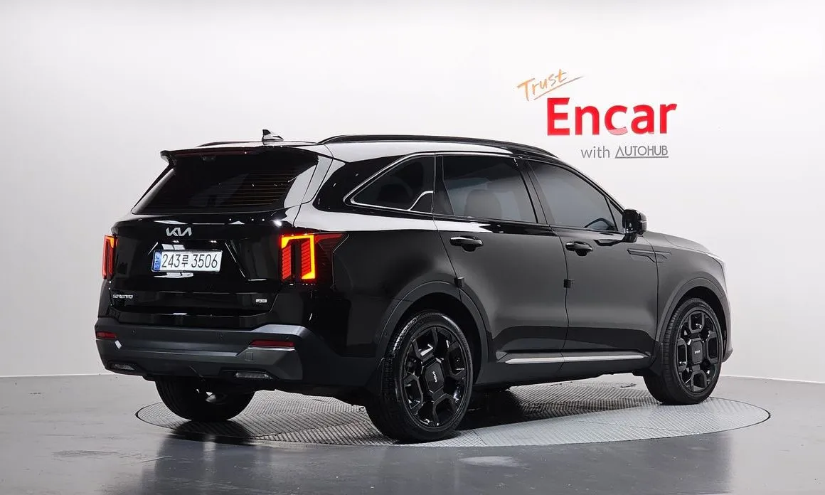 Kia Sorento — фото 4
