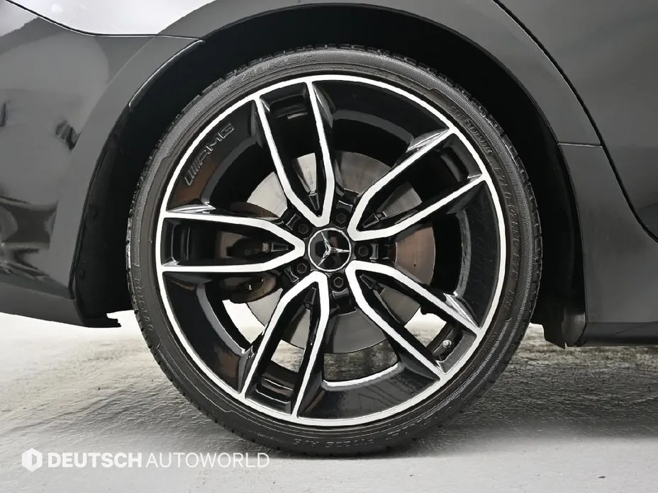 Mercedes-Benz CLS-Class — фото 10