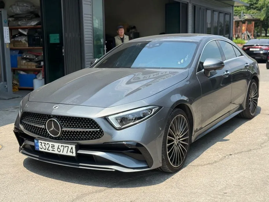 Mercedes-Benz CLS-Class — фото 1