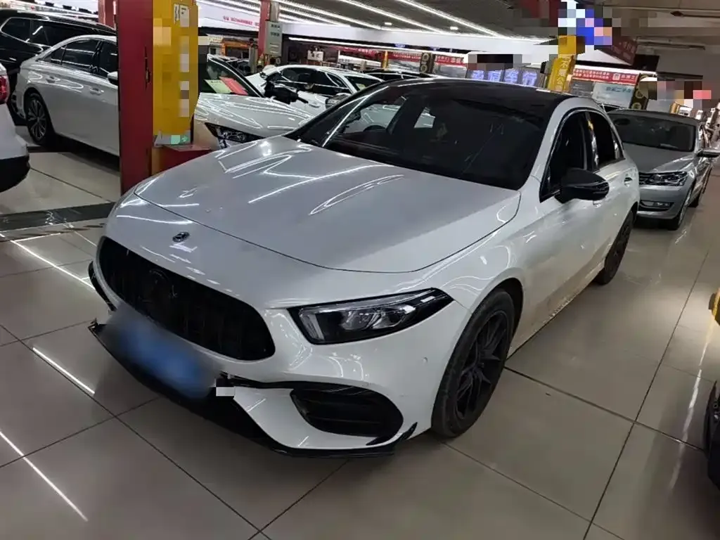 Mercedes-Benz A-Class — фото 10