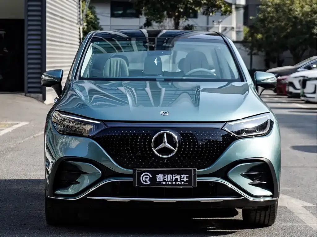 Mercedes-Benz EQE SUV — фото 9