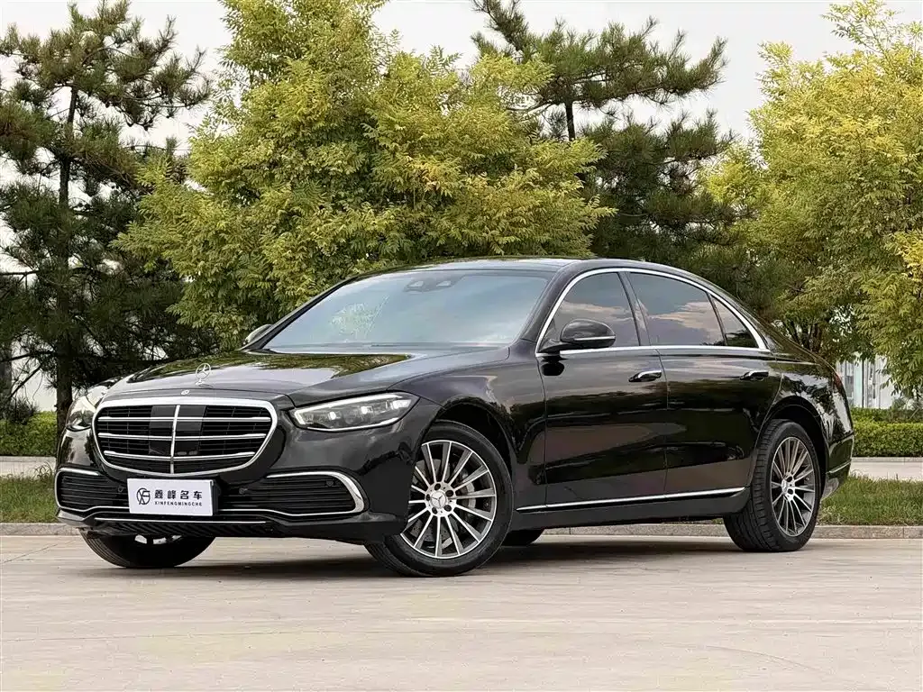 Mercedes-Benz S-Class — фото 1