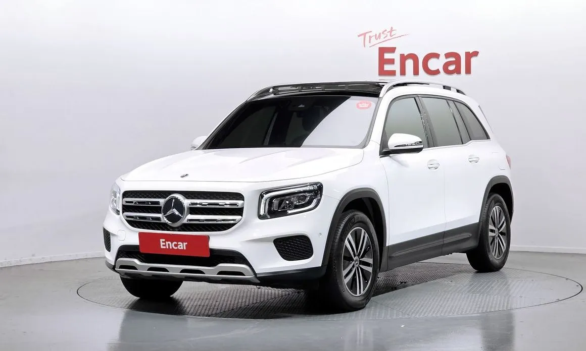 Mercedes-Benz GLB-Class — фото 1