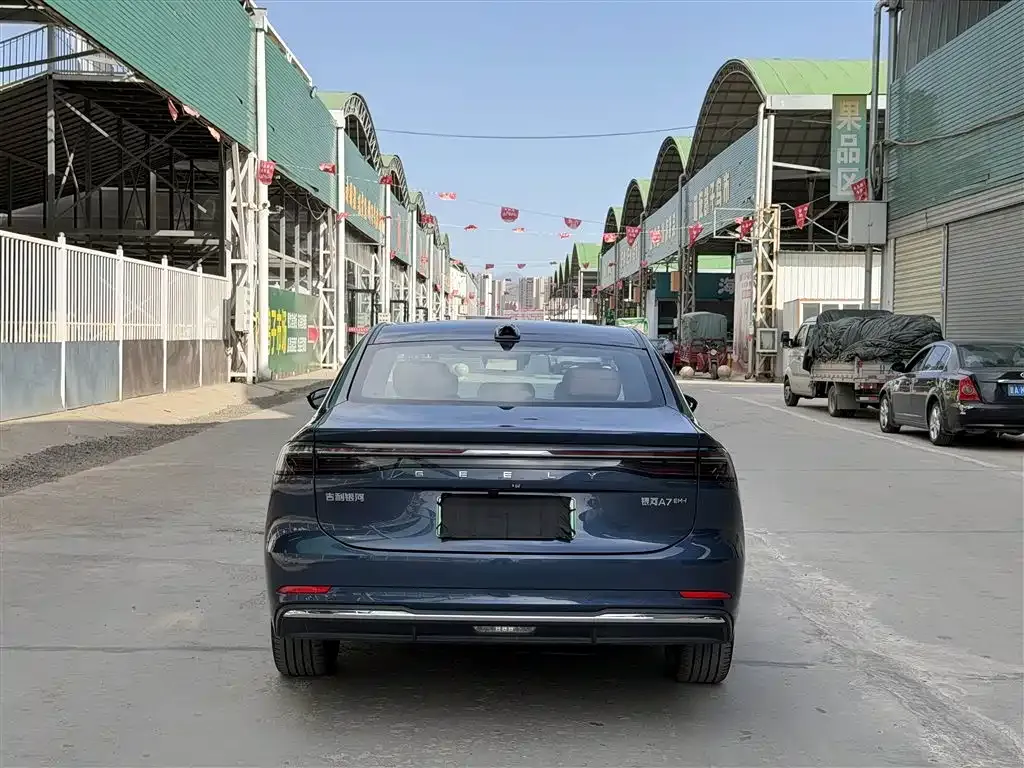 Geely Galaxy A7 EM — фото 3