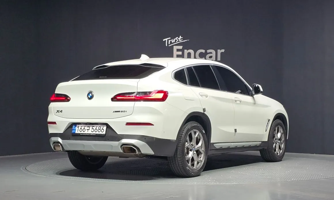 BMW X4 — фото 4