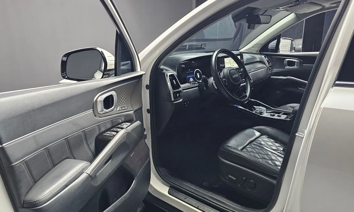 Kia Sorento — фото 6