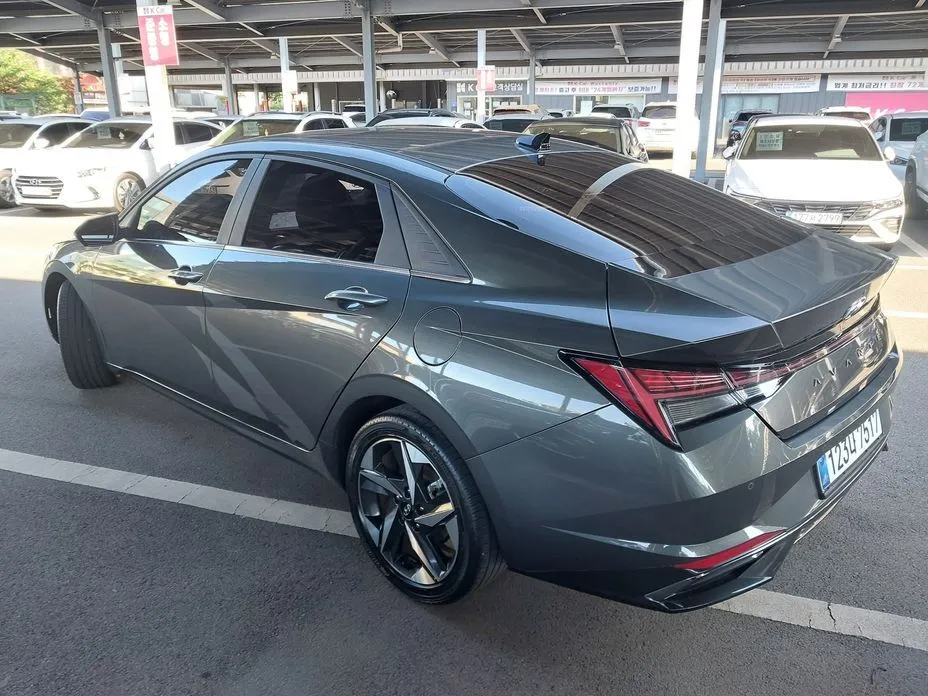 Hyundai AVANTE — фото 5