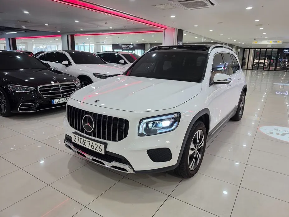 Mercedes-Benz GLB-Class — фото 1