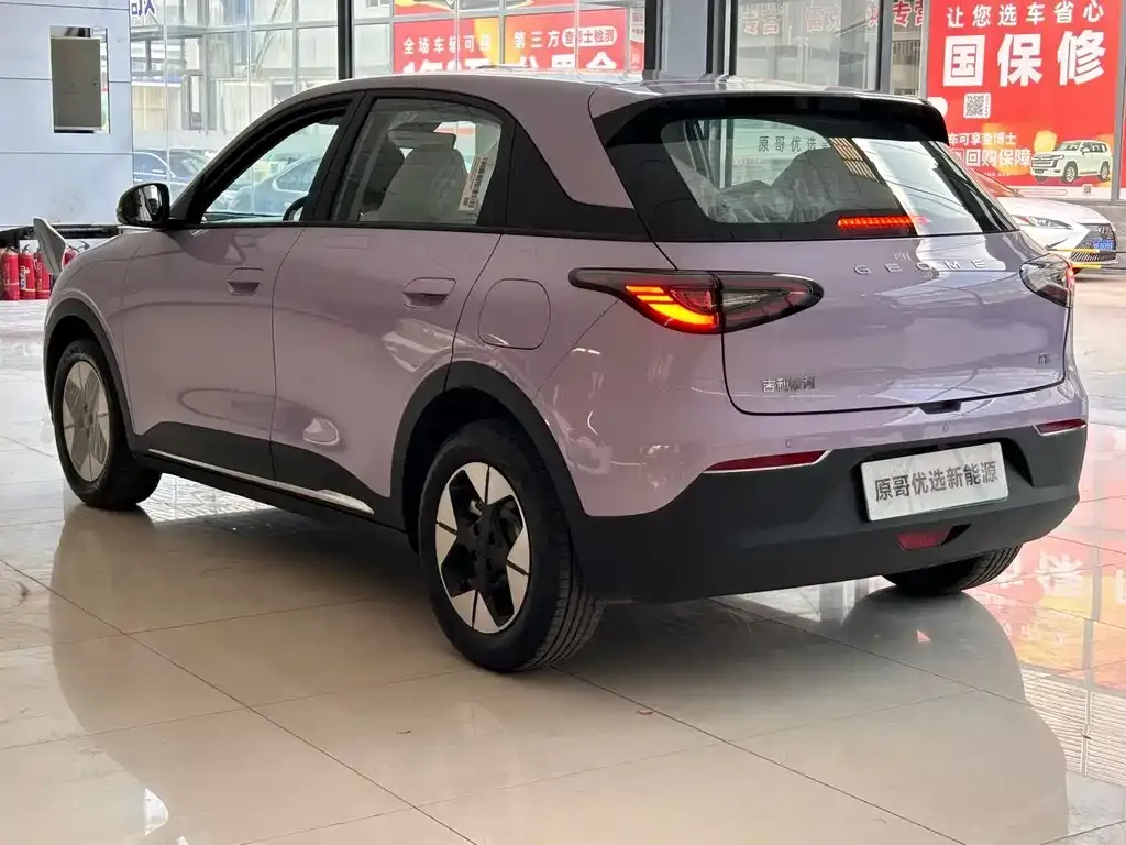 Geely Starburst — фото 9