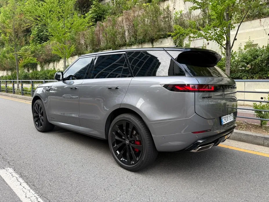Land Rover Range Rover Sport — фото 8