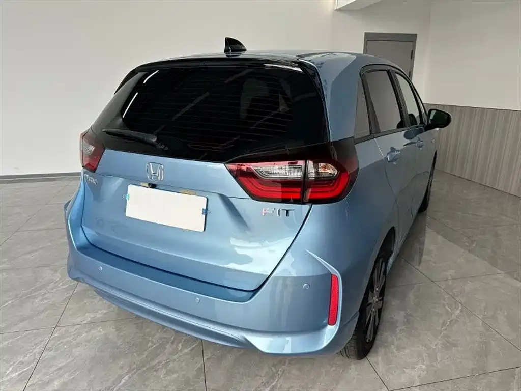 Honda Fit — фото 2