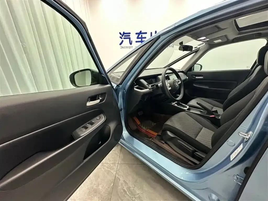 Honda Fit — фото 8
