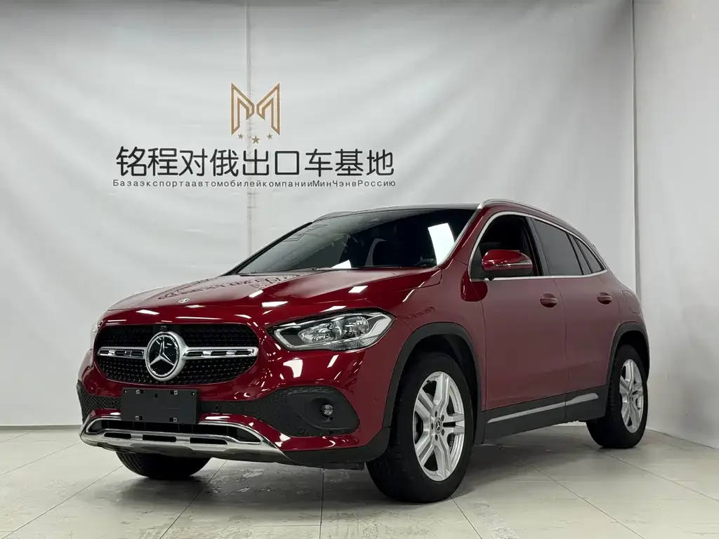 Mercedes-Benz GLA — фото 1