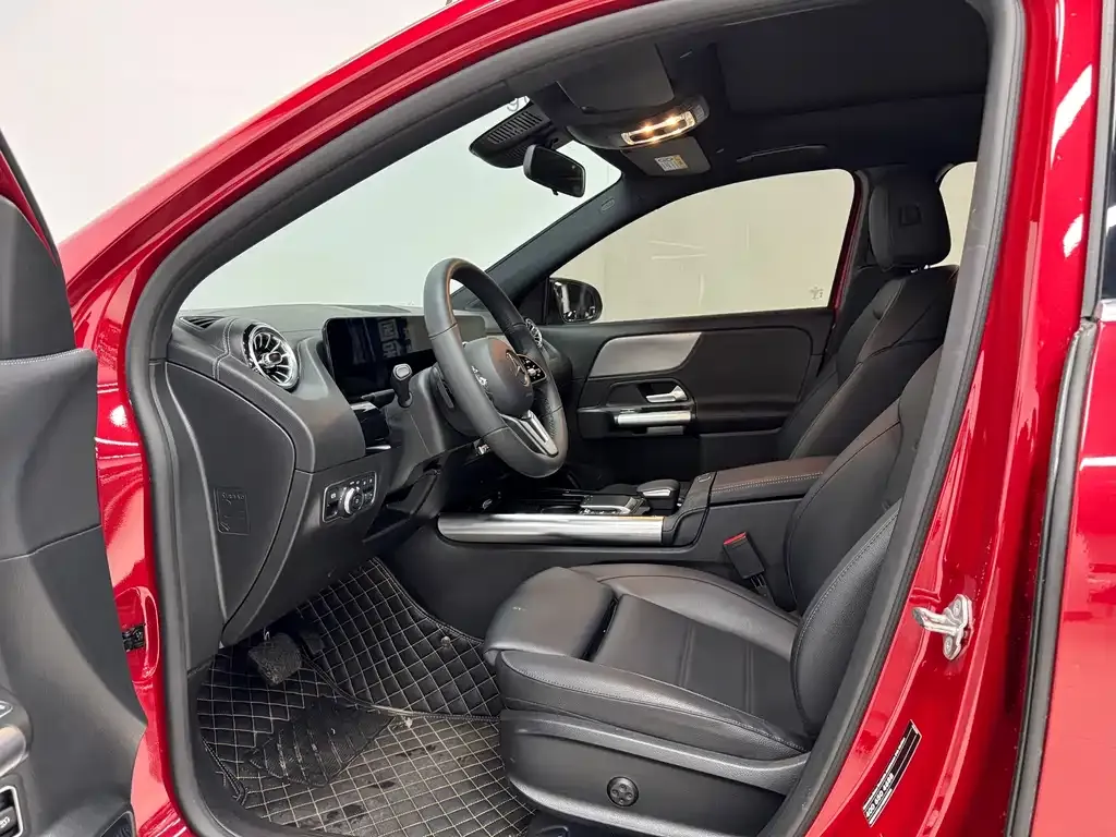 Mercedes-Benz GLA — фото 9