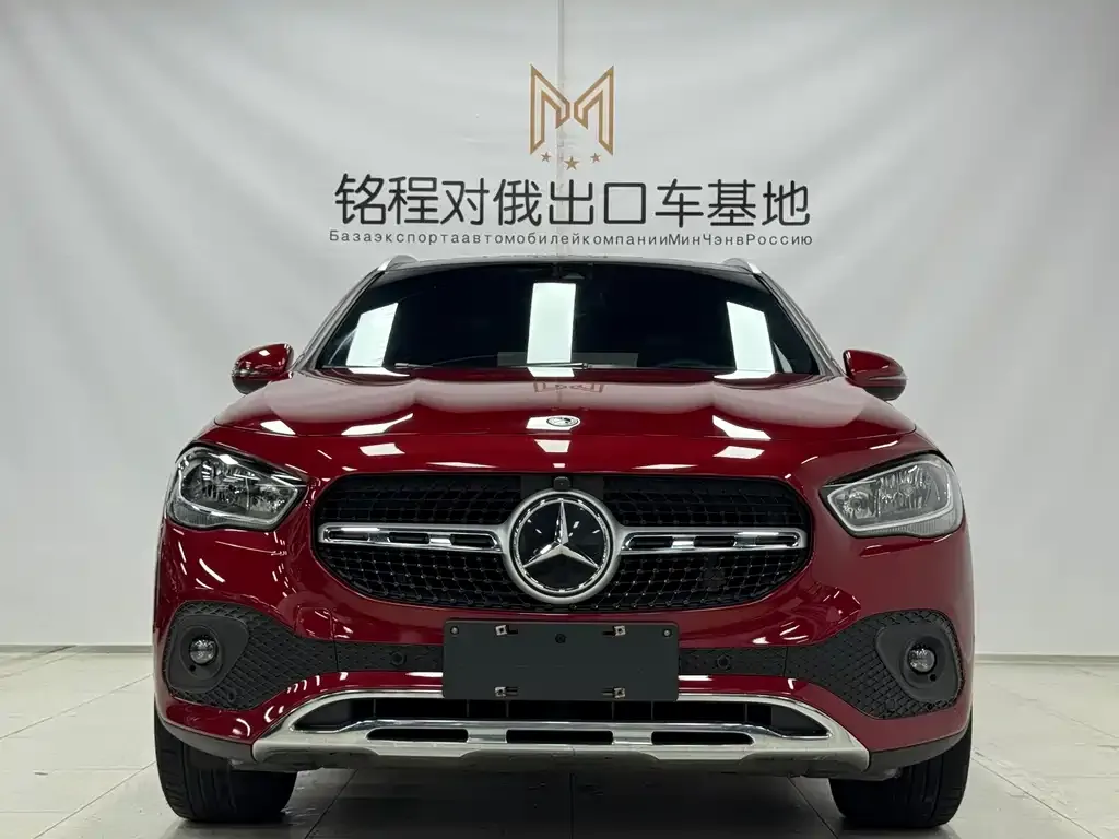 Mercedes-Benz GLA — фото 7