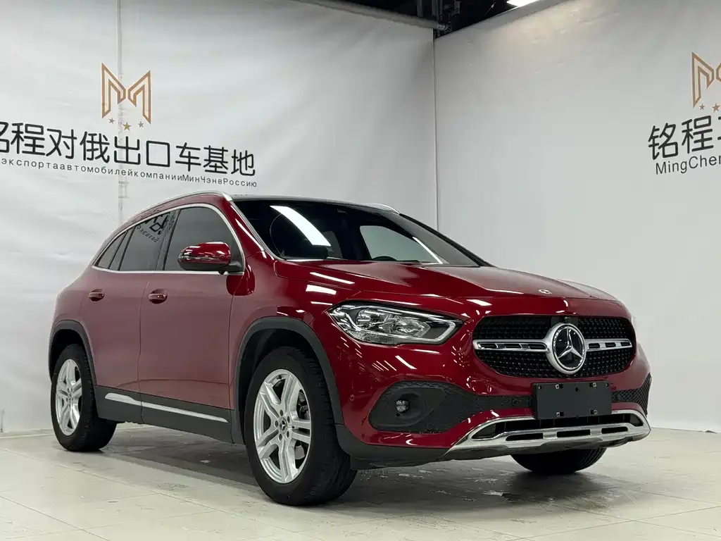 Mercedes-Benz GLA — фото 6