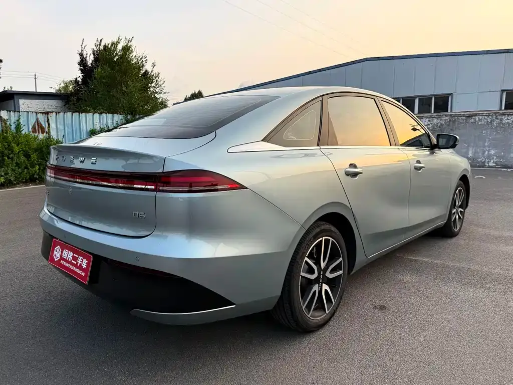 Roewe D6 — фото 8