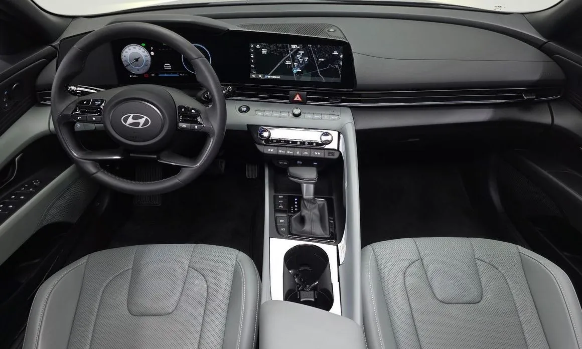 Hyundai AVANTE — фото 4