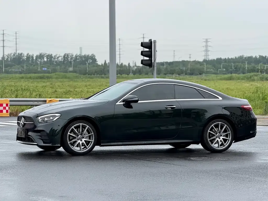 Mercedes-Benz E-Class (Import) — фото 7