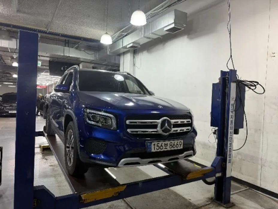 Mercedes-Benz GLB-Class — фото 1