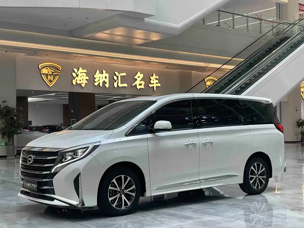 GAC Motor Trumpchi M8 — фото 1