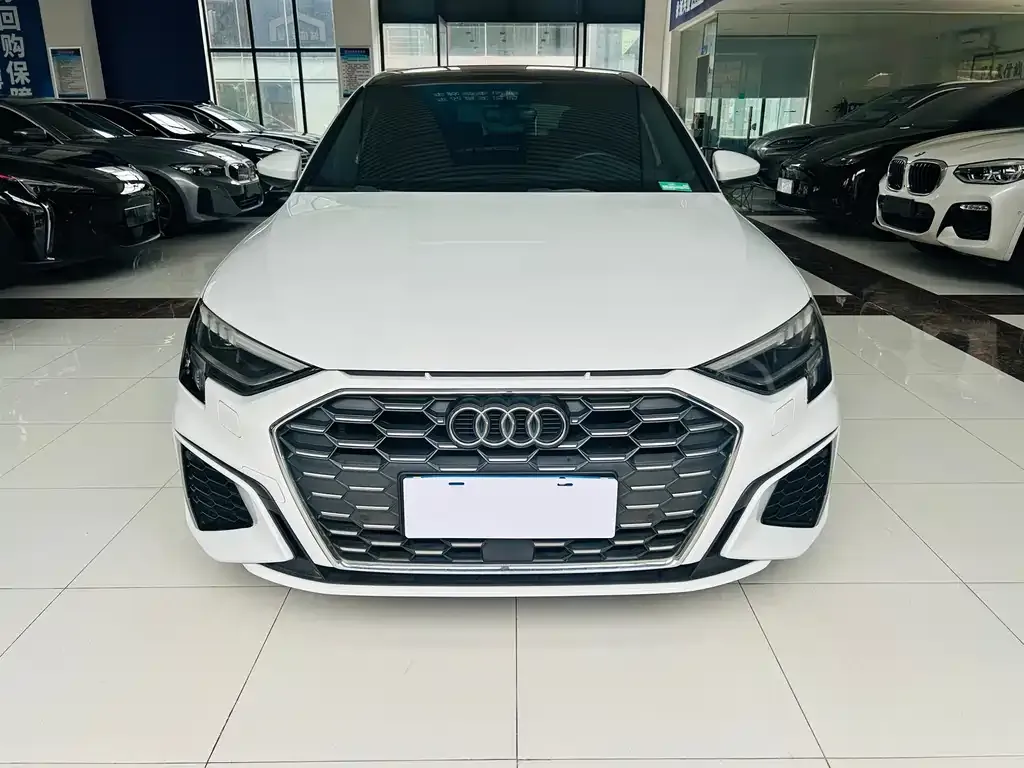 Audi A3 — фото 2