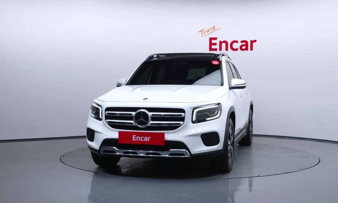 Mercedes-Benz GLB-Class — фото 10