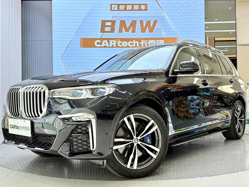 BMW X7 — фото 1
