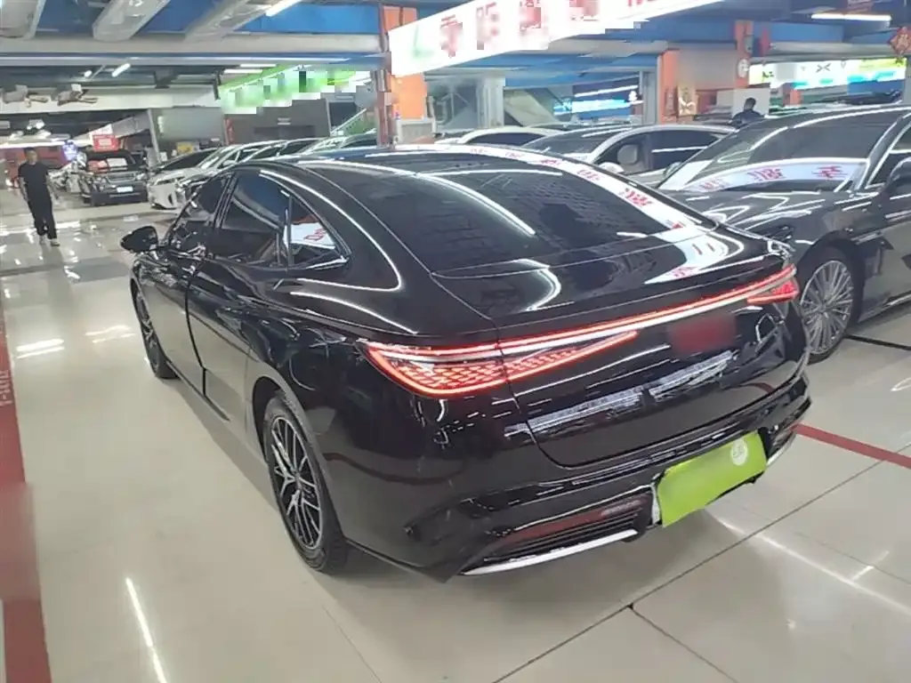 BYD Seal 07 DM-i — фото 10
