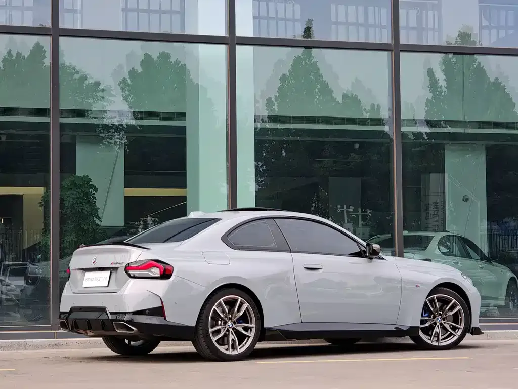 BMW M240i — фото 8