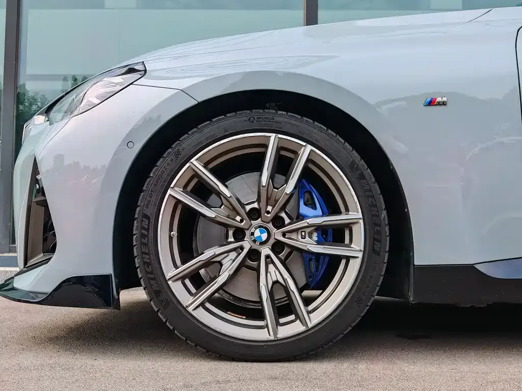 BMW M240i — фото 6