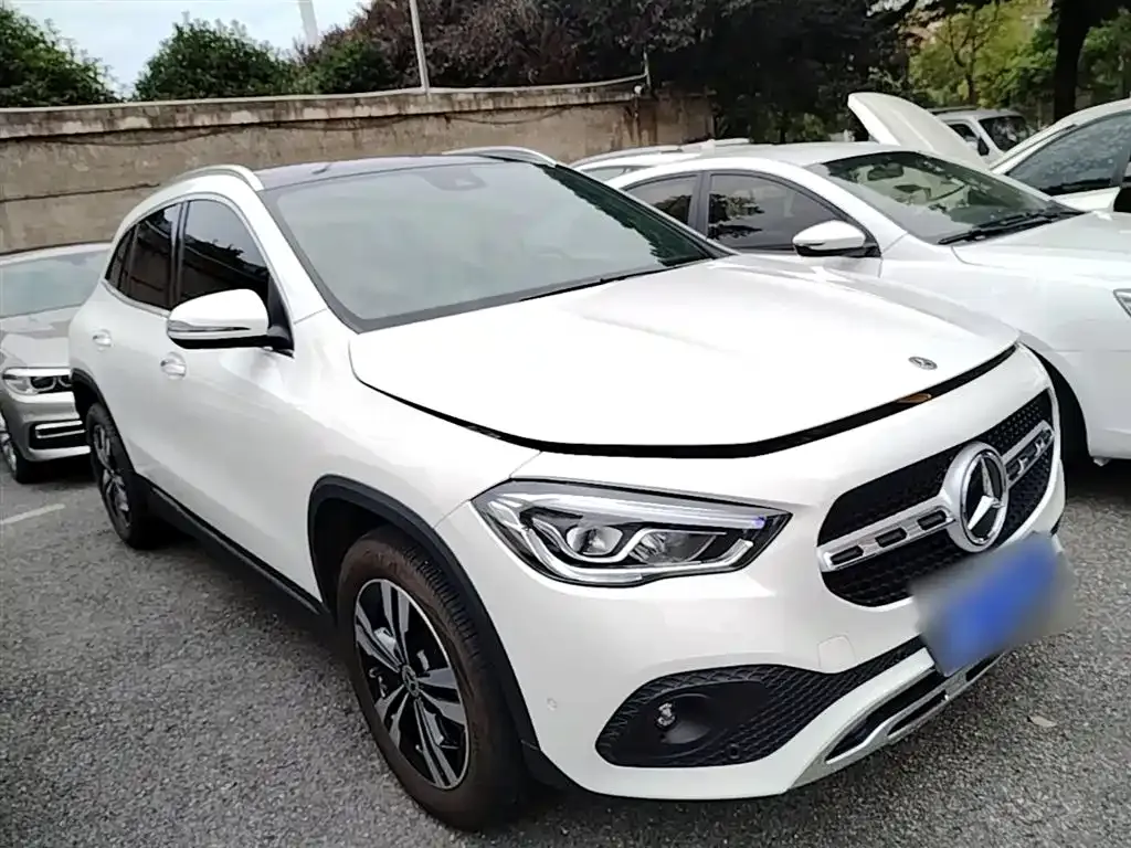 Mercedes-Benz GLA — фото 3