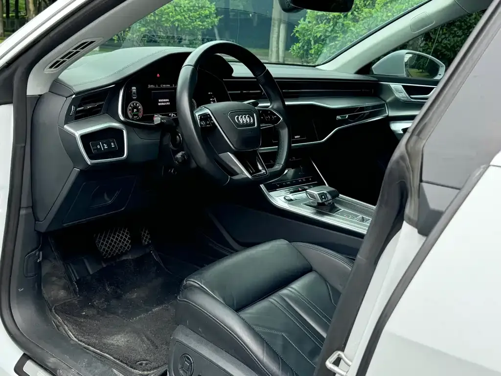 Audi A7 — фото 2