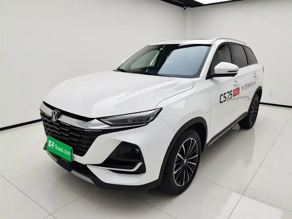 Changan CS75 — фото 1