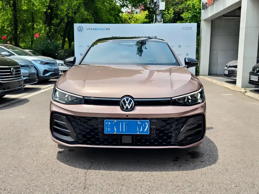 Volkswagen Passat — фото 2