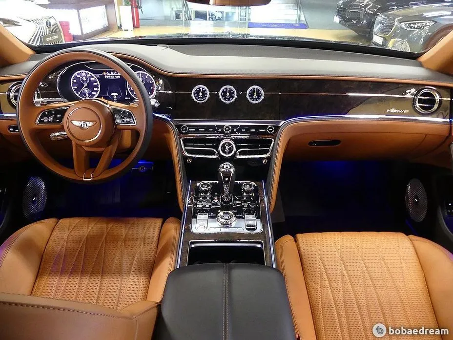Bentley Flying Spur — фото 2