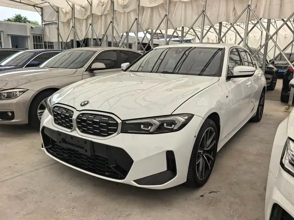 BMW 3 Series — фото 1
