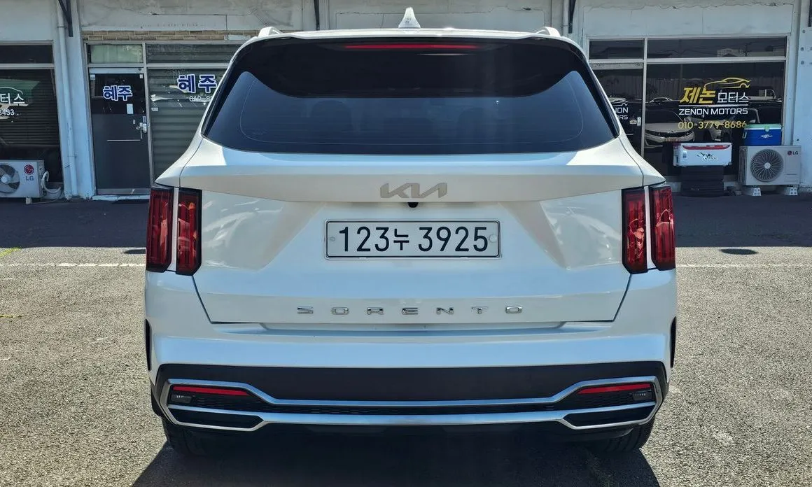 Kia Sorento — фото 4