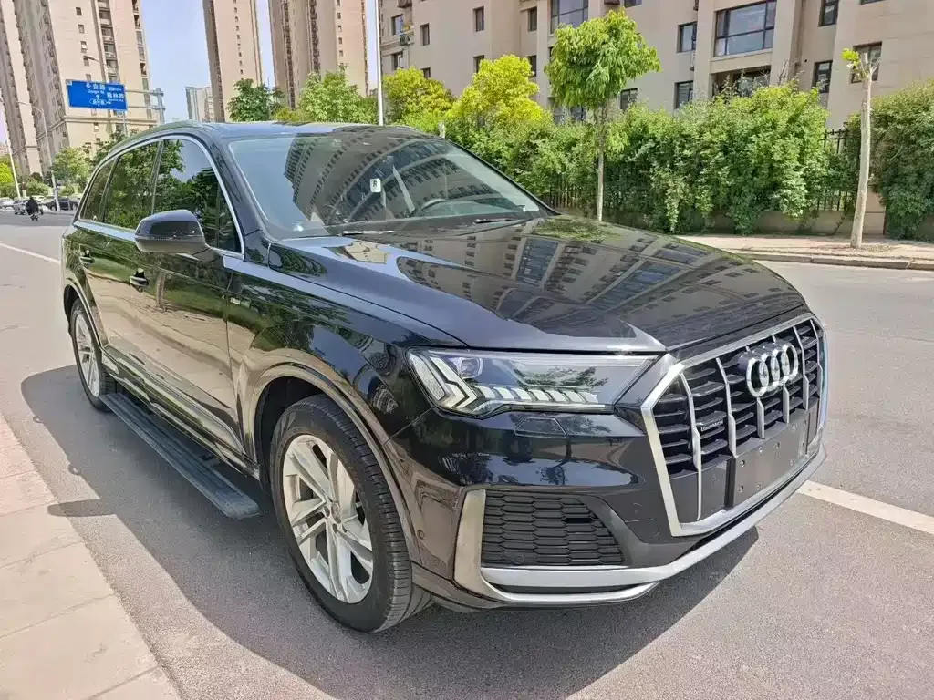 Audi Q7 — фото 5