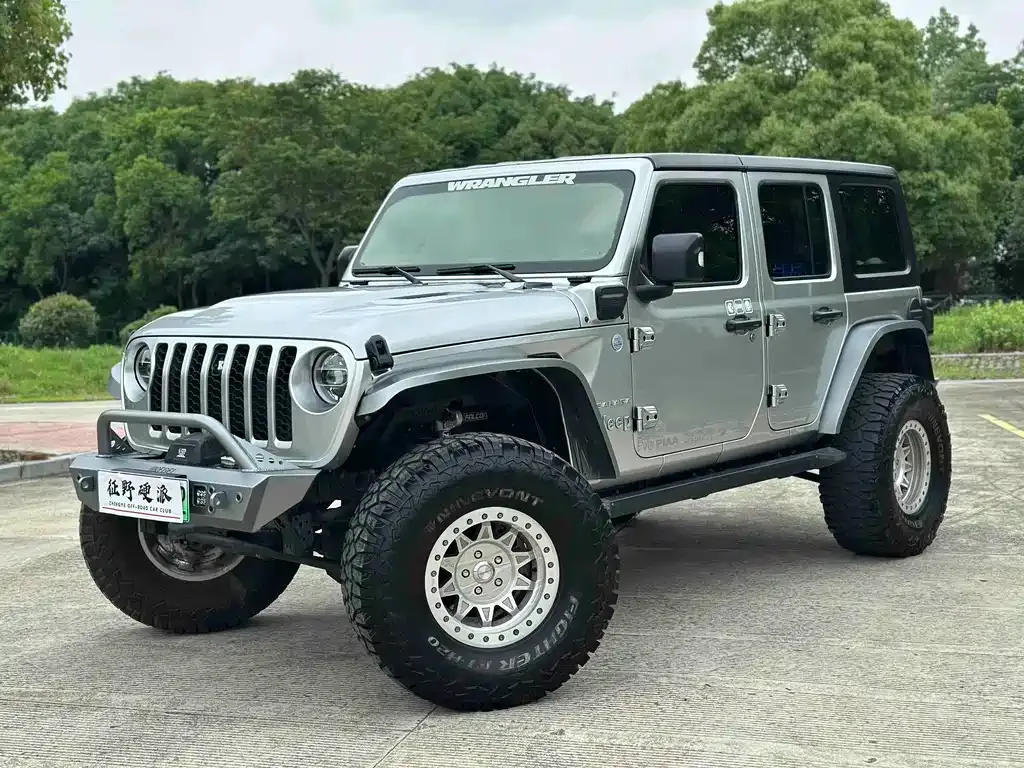 Jeep Wrangler PHEV — фото 1