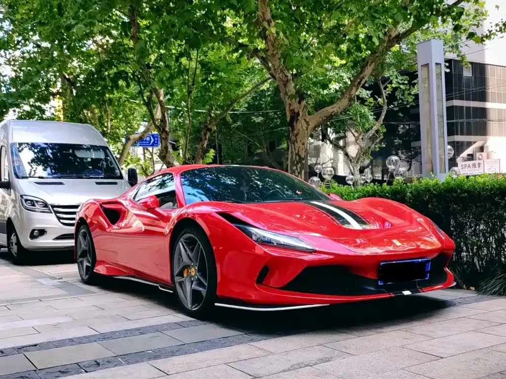 Ferrari F8 — фото 1