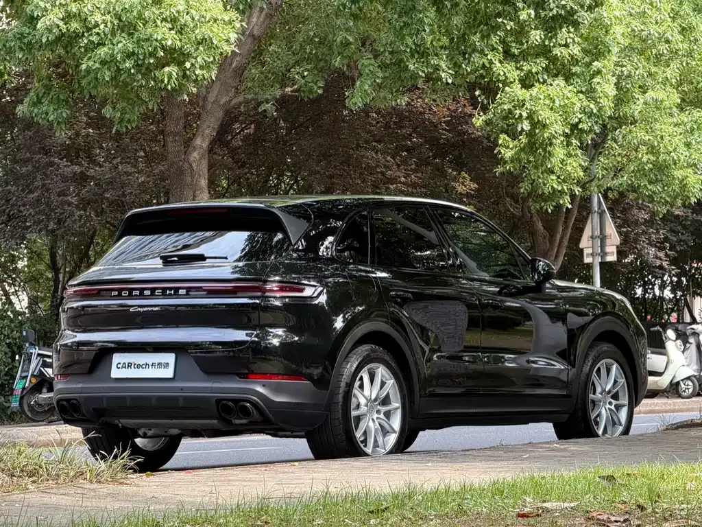 Porsche Cayenne — фото 5