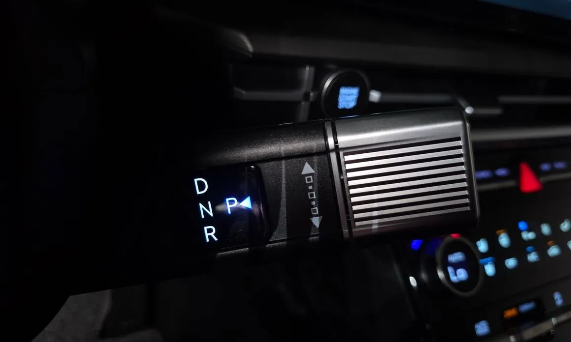 Hyundai Santafe — фото 2