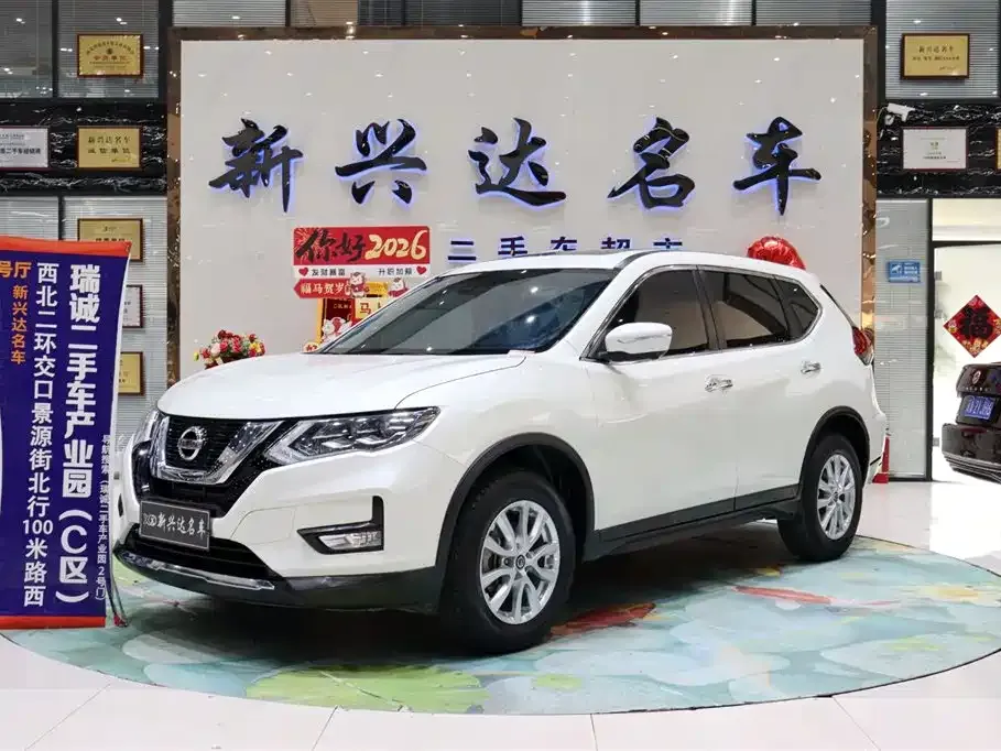 Nissan X-Trail — фото 1