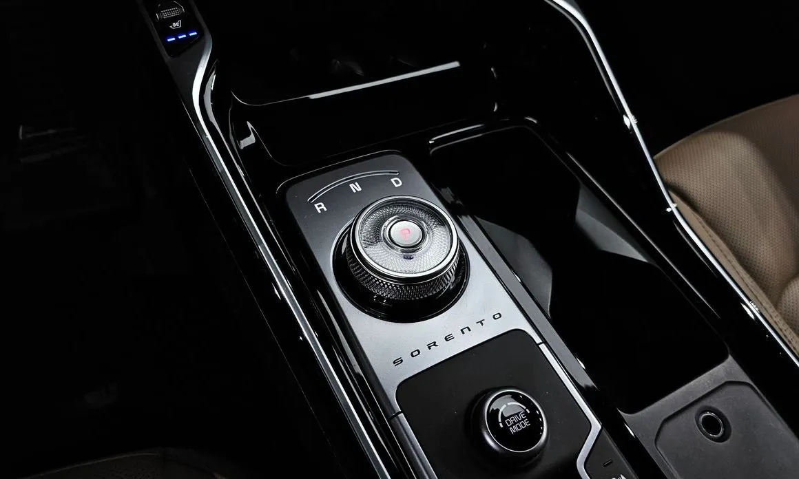 Kia Sorento — фото 3