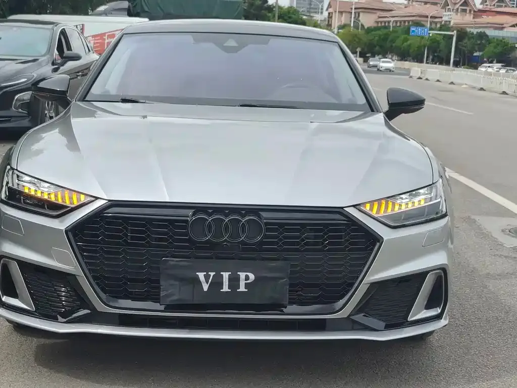 Audi A7L — фото 5