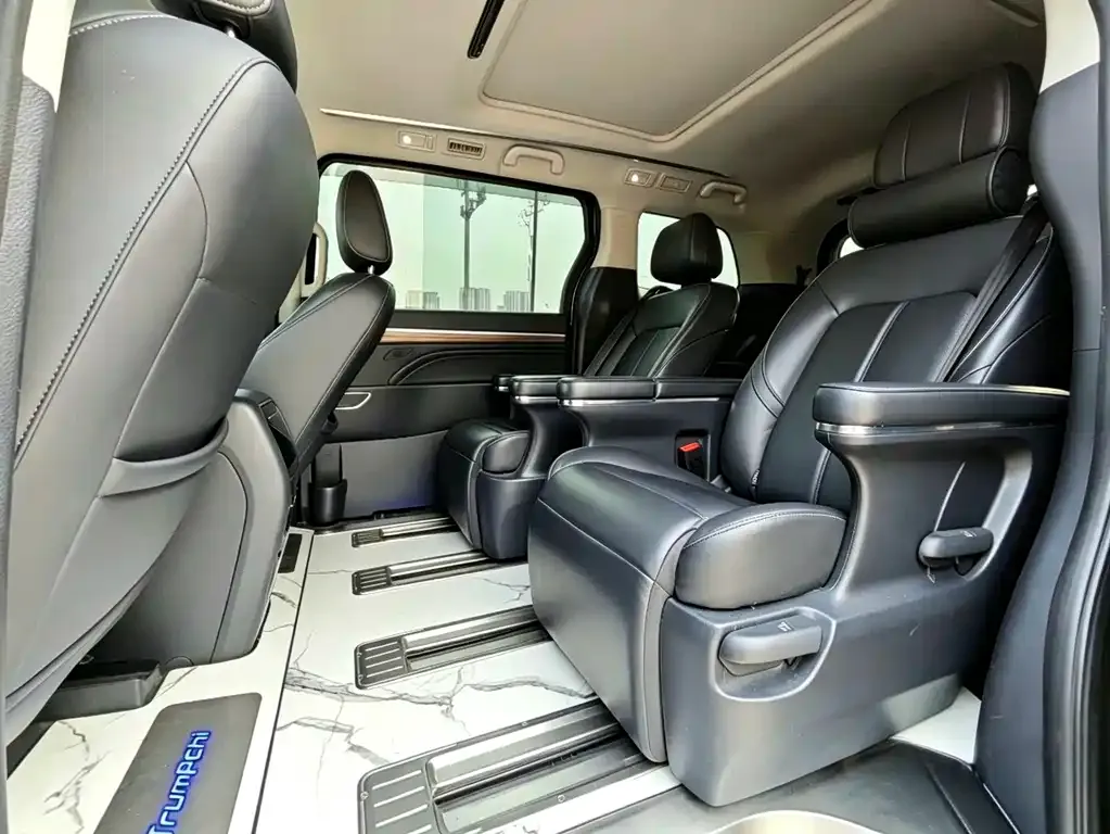 GAC Motor Trumpchi M8 — фото 8