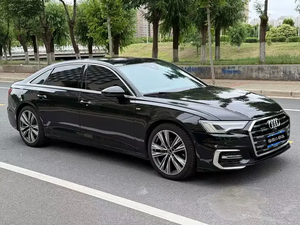 Audi A6L — фото 7